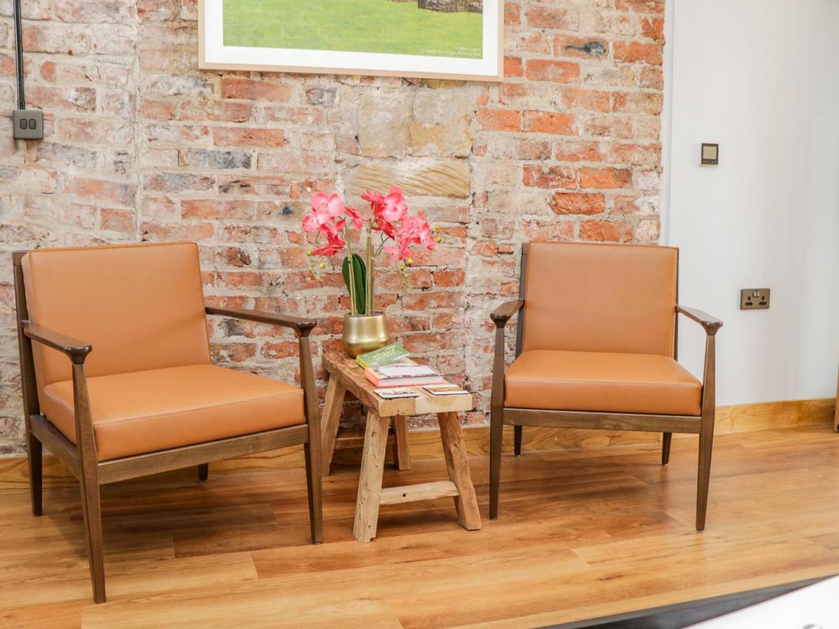 Guisborough Town Hall エクステリア 写真